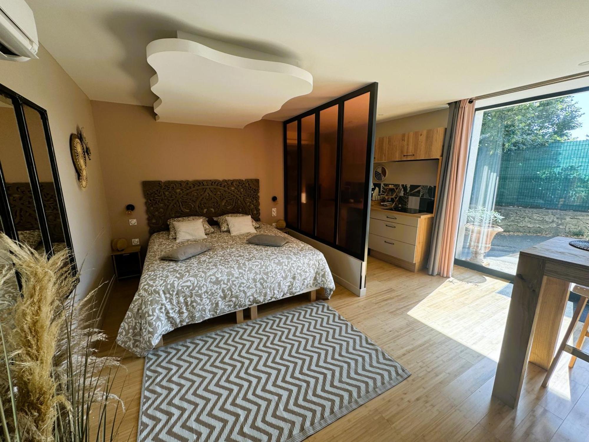 Le Dix - Classic Room - Vallabrix Proche Uzes Luaran gambar