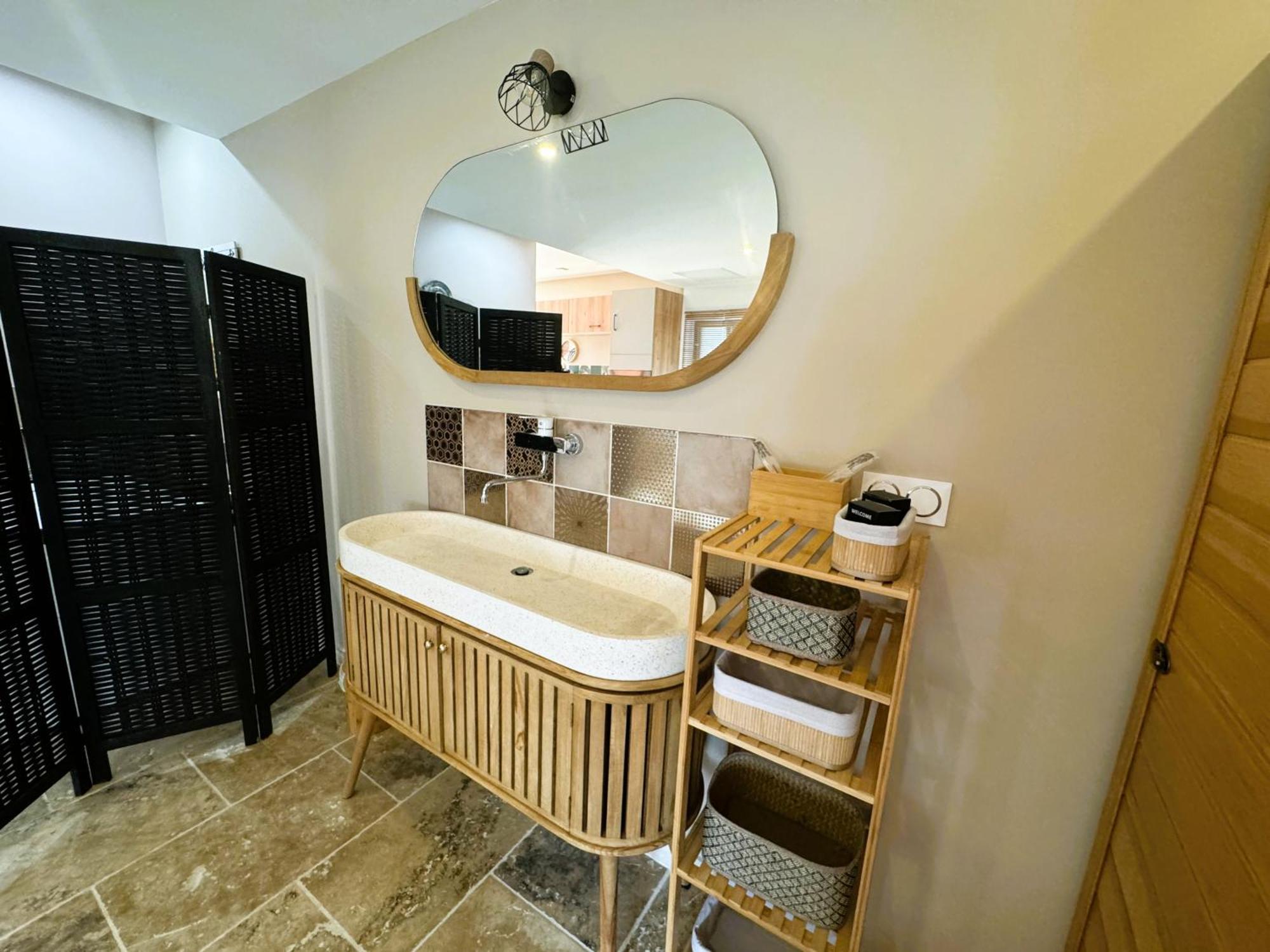 Le Dix - Classic Room - Vallabrix Proche Uzes Luaran gambar